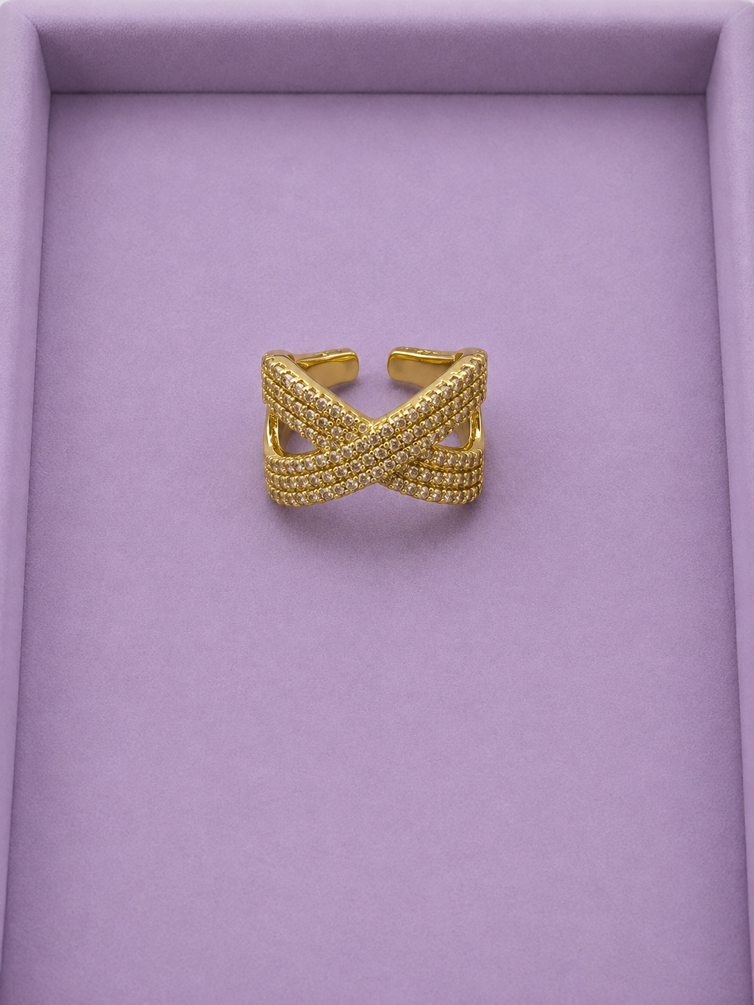 Clear Ring anillo cruzado con cristales bañado en oro 18K